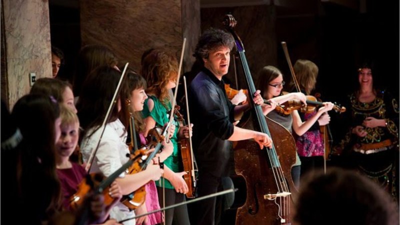 Odprti oder za goslače in druge glasbenike