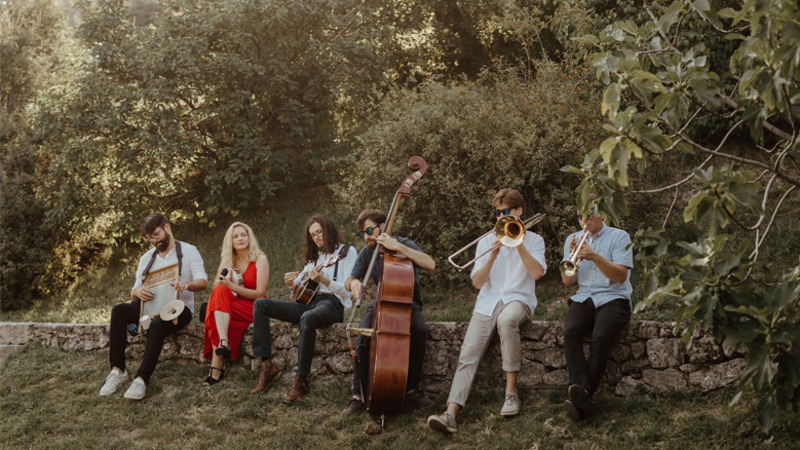 Počeni Škafi + Alfred (Francija)