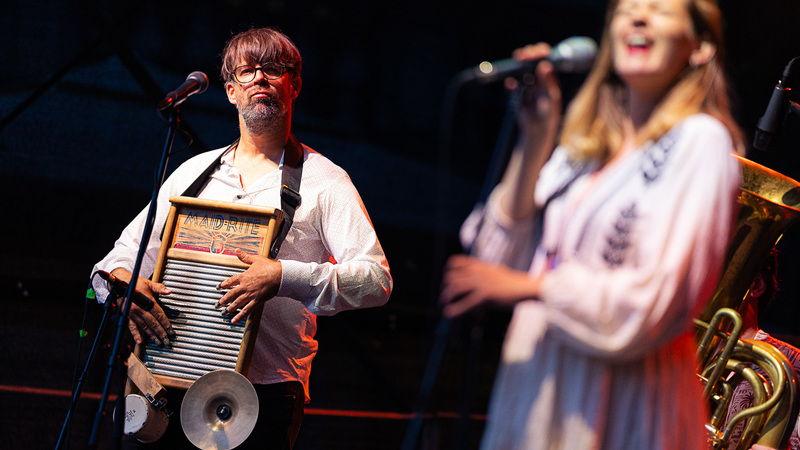 Kamfestovsko presenečenje: Little Street Charmers