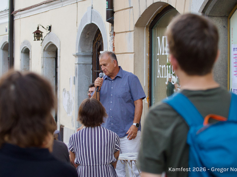 27005_kf2026_gregornovak_gregornovak-kf-d03-pripovedovalci07.jpg